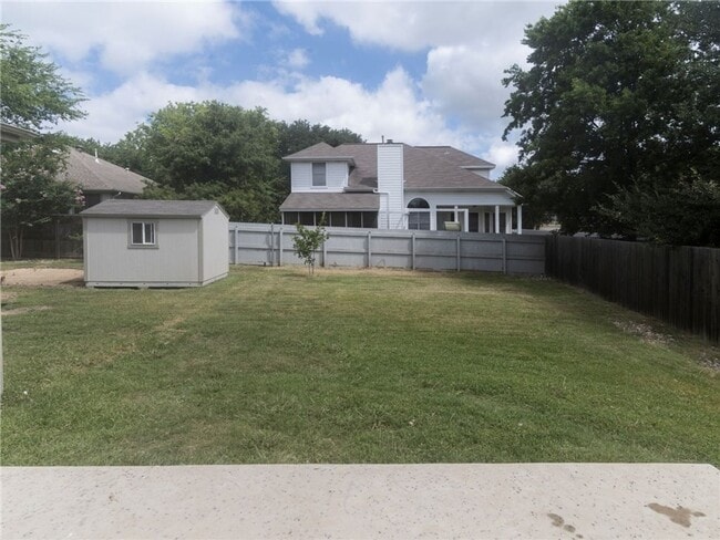 Building Photo - 6506 Bramber Ln