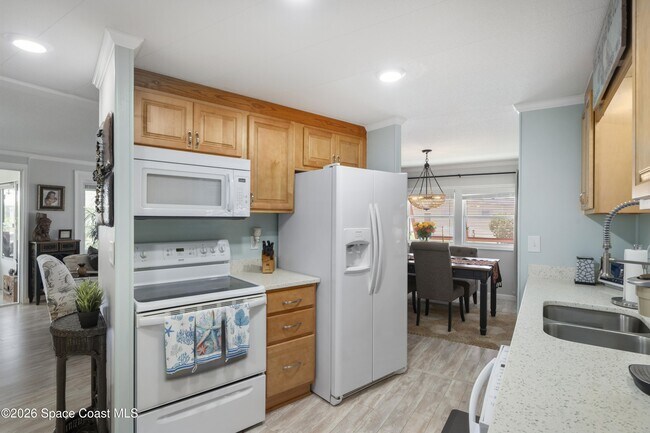 Building Photo - 380 Norwich Ln