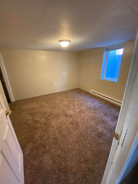 Building Photo - 720 3rd St N