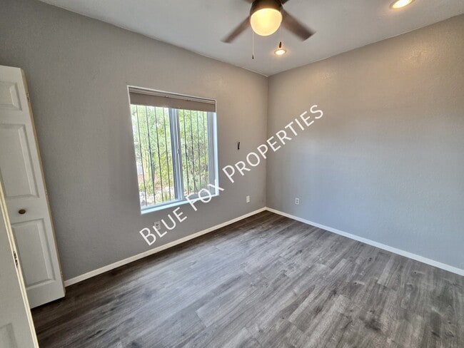 Building Photo - 8340 E Fond Du Lac Dr