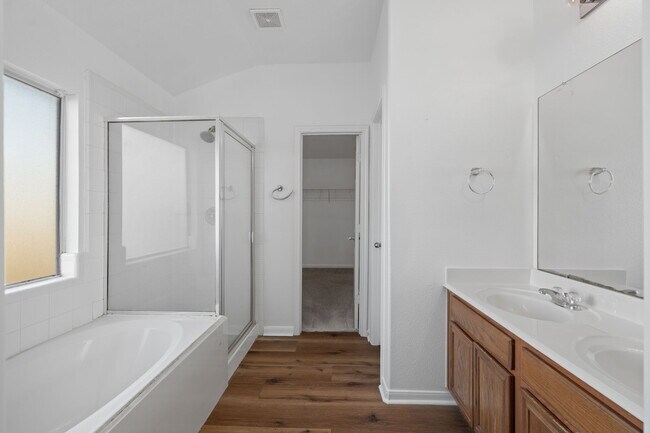 Building Photo - 2011 Wildbrook Canyon Ln