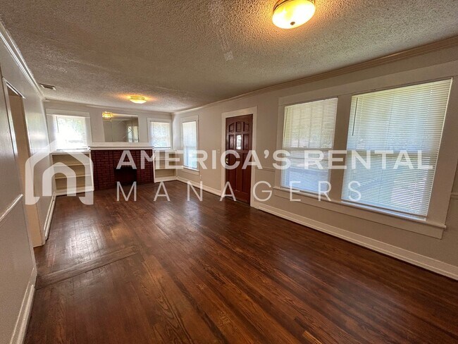 Building Photo - 731 81st St S