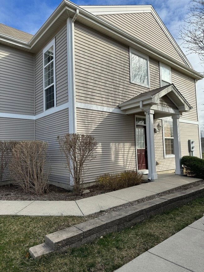 Building Photo - 1428 Reserve Ln