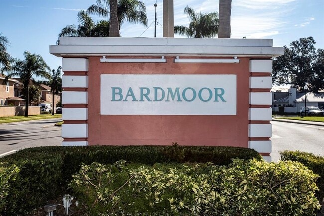 Building Photo - 8693 Bardmoor Blvd