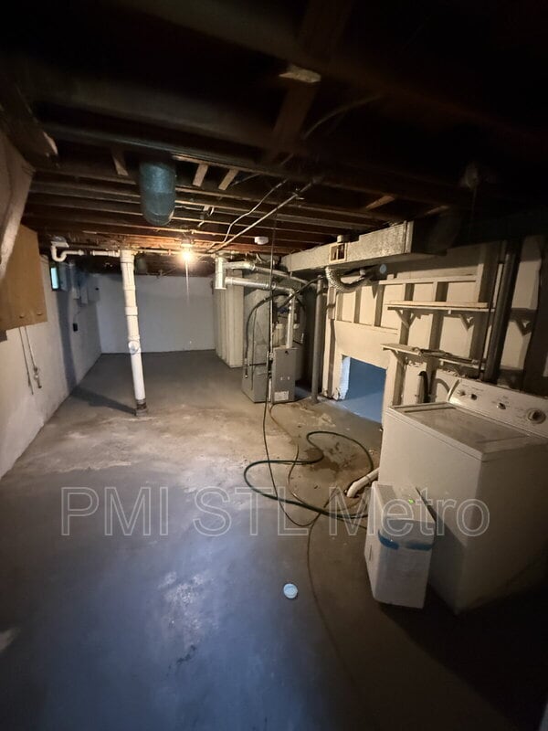 Building Photo - 1131 Darr Dr