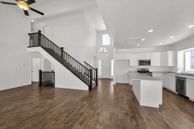 Building Photo - 2541 N Fall Breeze Wy