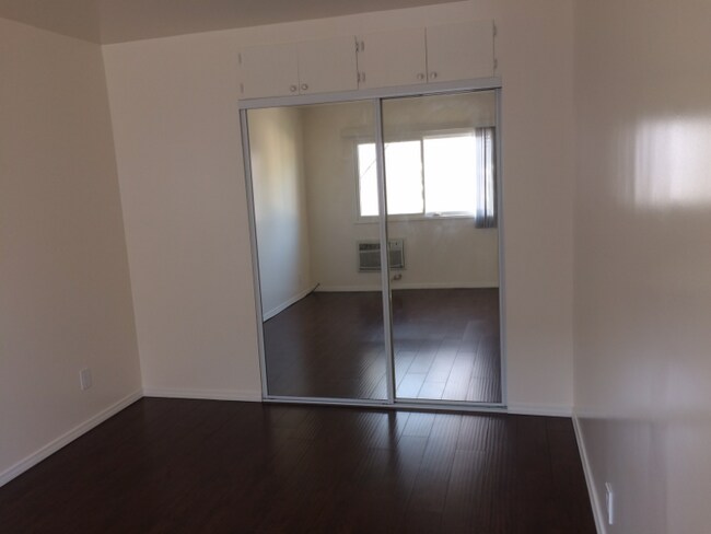Building Photo - 1760 El Cerrito Pl