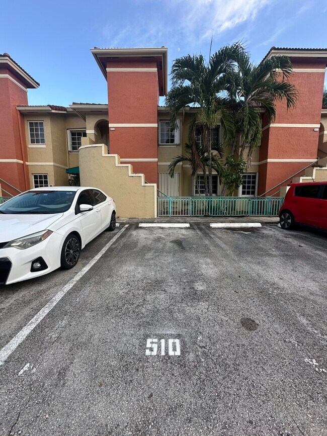 Building Photo - 7175 NW 173rd Dr