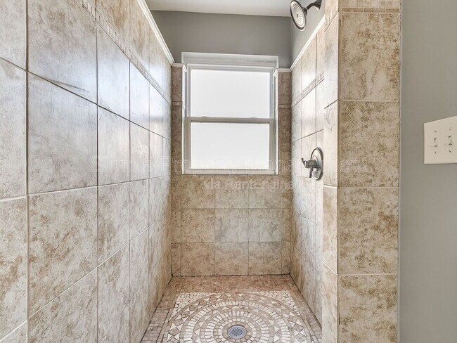 Building Photo - 6744 NW 52nd St