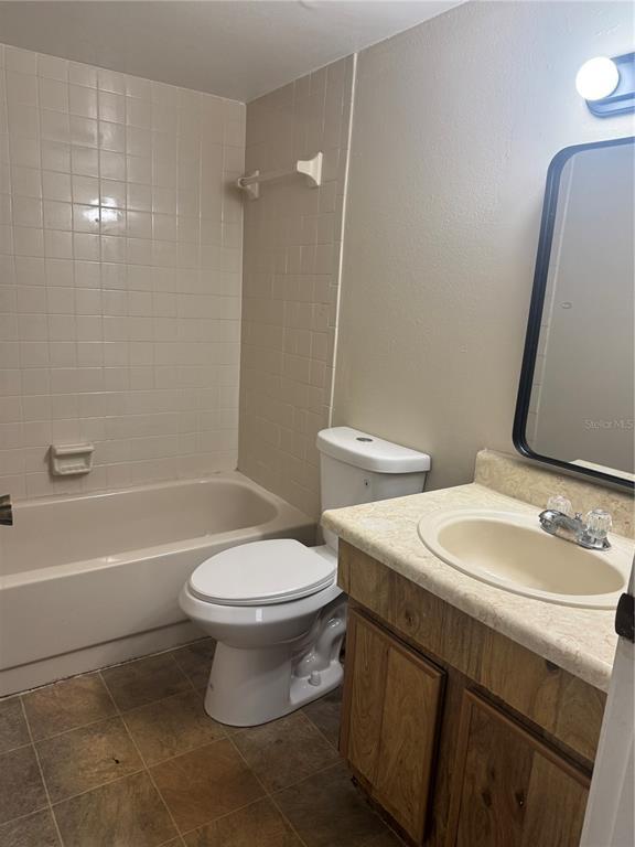 Building Photo - 3028 Bonaventure Cir