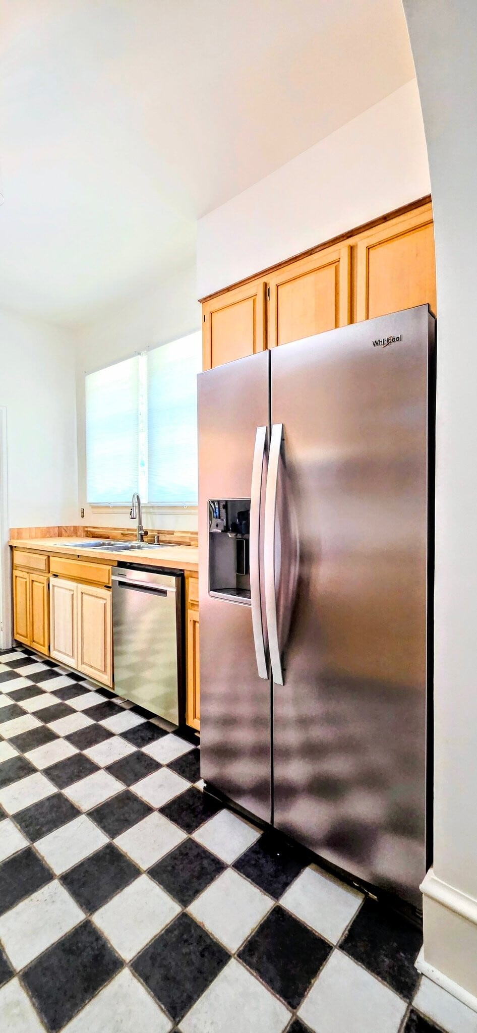 Building Photo - 1355 Magnolia Curve