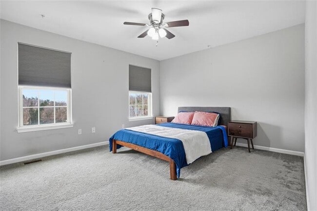 Building Photo - 404 Aprilmae Way