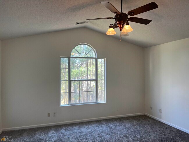 Building Photo - 732 Stonebridge Terrace
