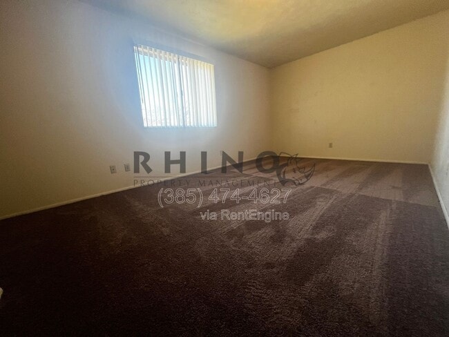 Building Photo - 463 N 1465 W