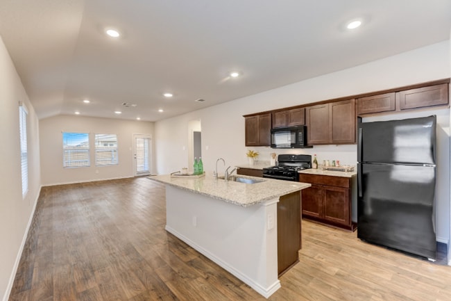 Building Photo - 156 Snapdragon Ln