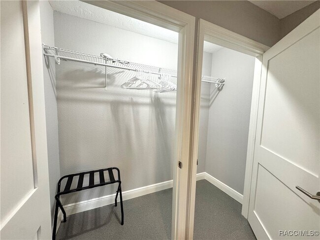 Building Photo - 1331 NW 20th Ave