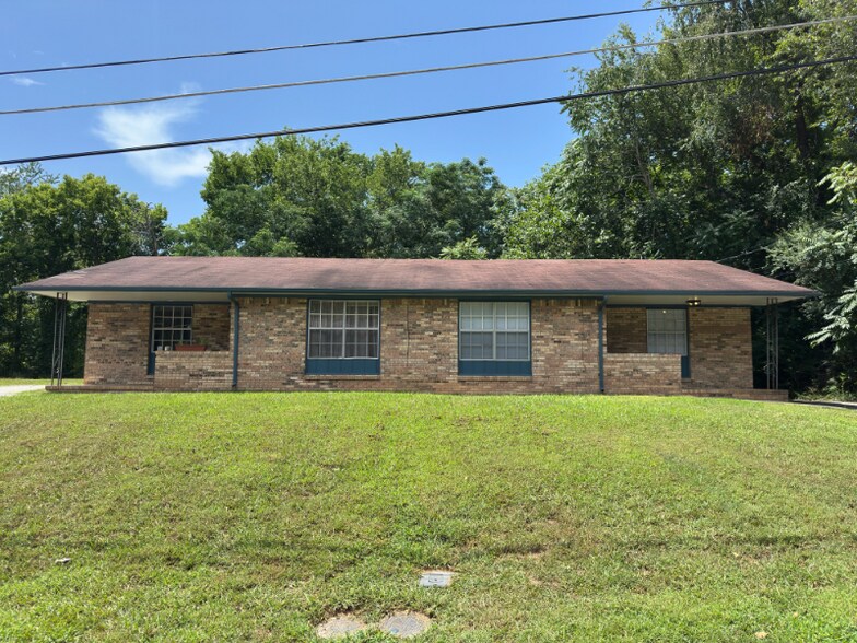 Building Photo - 8726 Millard Lee Ln