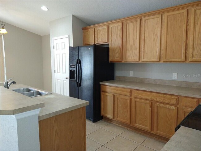 Building Photo - 5134 SW 41st St