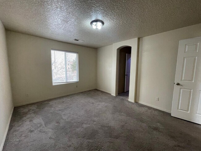 Building Photo - 9620 Sundoro Pl NW