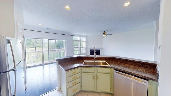 Building Photo - 3398 Fishinger Mill Dr