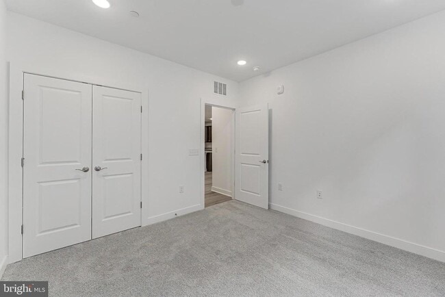 Building Photo - 21731 Dovekie Ter