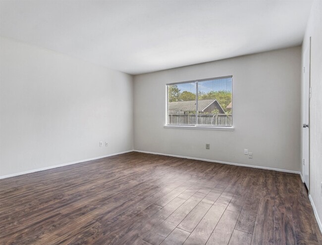 Building Photo - 5510 Dunnethead Dr