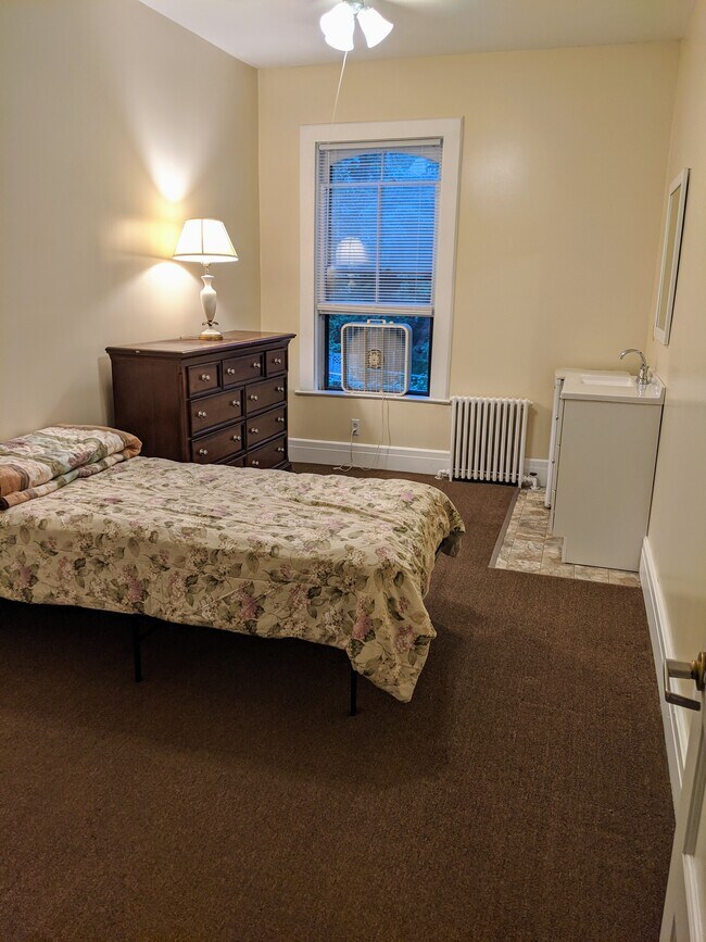 27 Hillside Ave 27 Hillside Ave Montclair NJ 07042 Apartment Finder