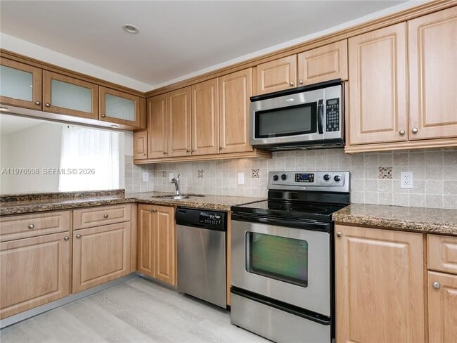 Building Photo - 21559 Cypress Hammock Dr