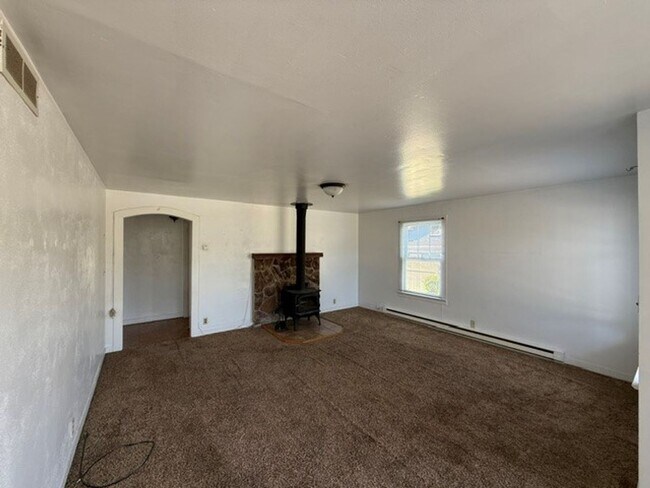 Building Photo - 675-685 Elrod Ave