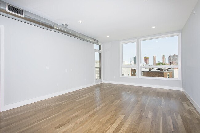 Building Photo - 124 Brunswick St