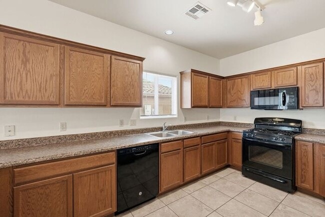 Building Photo - 6658 S Stone Fly Dr