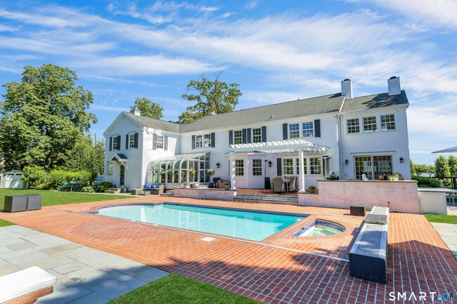Building Photo - 40 Willowmere Cir