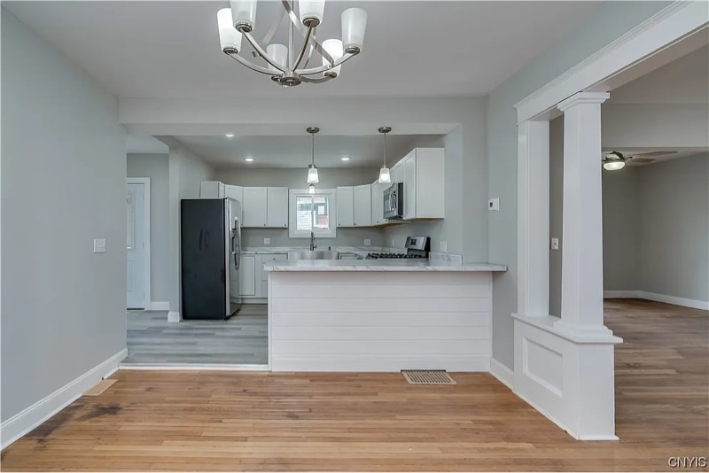 Building Photo - 135 N Washington St