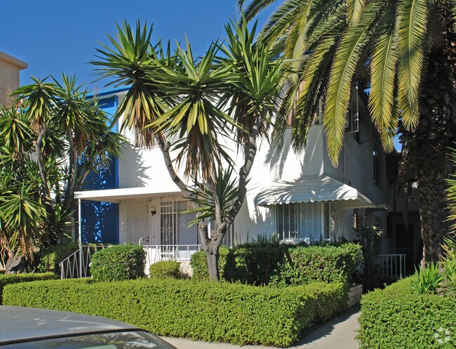 Building Photo - 8543 Cashio St