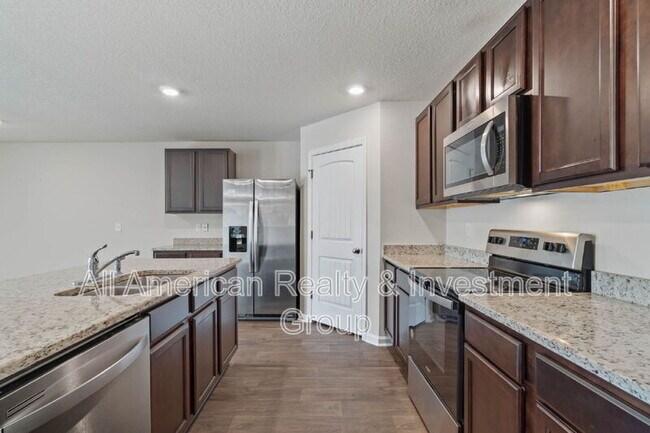 Building Photo - 1047 Limpkin St