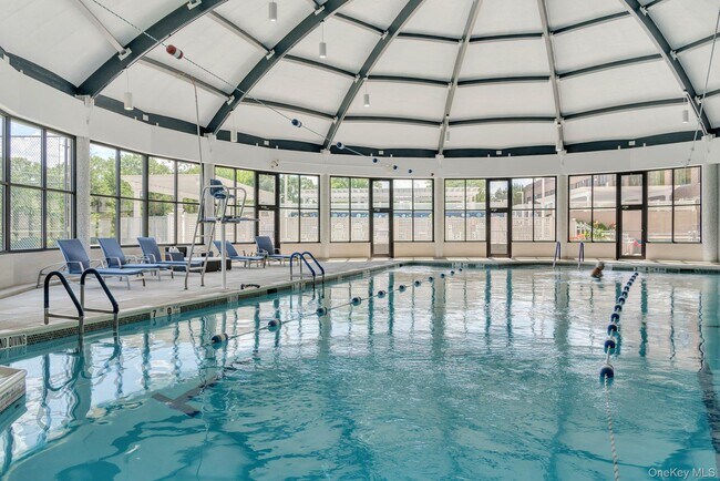 Building Photo - 269-10 Grand Central Pkwy