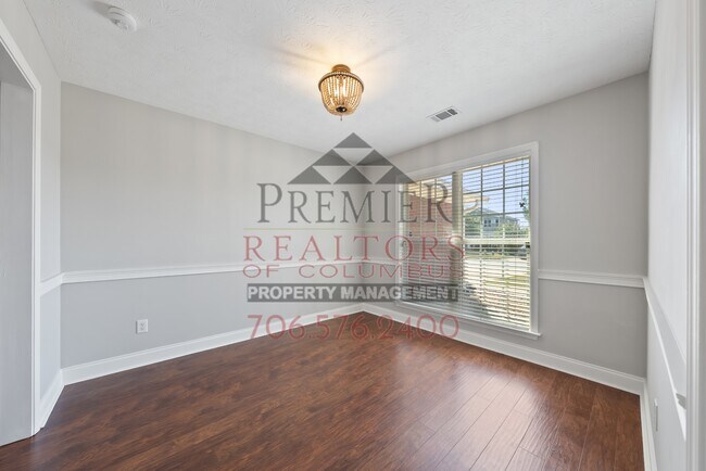 Building Photo - 8079 Garrett Pines Dr