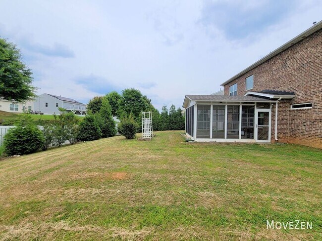 Building Photo - 227 Keating Pl Dr
