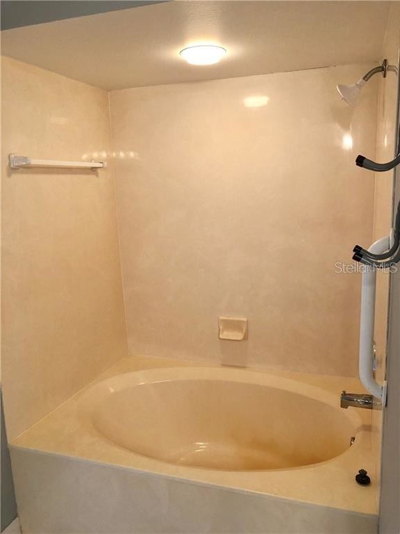 Building Photo - 6081 Bahia Del Mar Cir