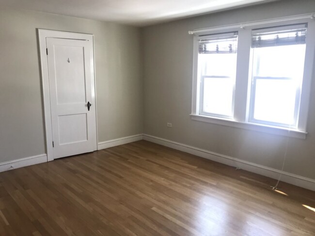 main bedroom - 322 Coolidge Ave