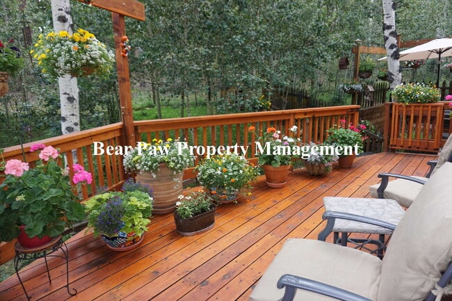 Building Photo - SHORT TERM!!!!!  Beautiful FURNISHED Home ...