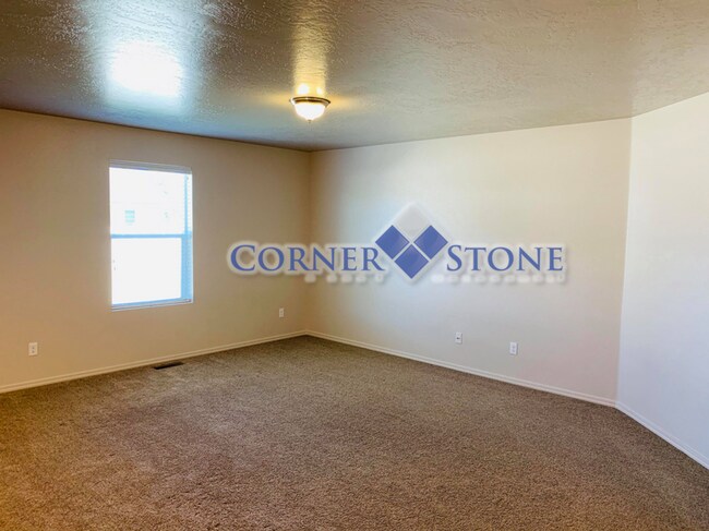 Building Photo - Great Home Near Settlers Park!