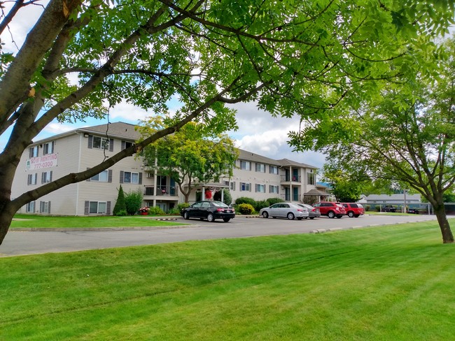 Building Photo - Centennial Trail Apartments