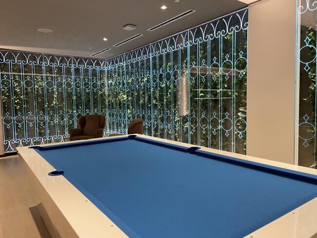 Building Photo - 1000 Brickell Plaza