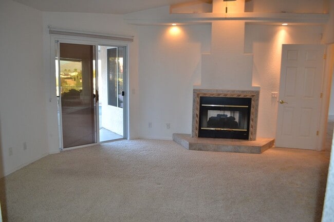 Building Photo - 651 Wayside Dr