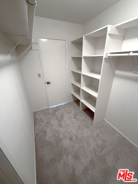 Building Photo - 501 Palisades Dr