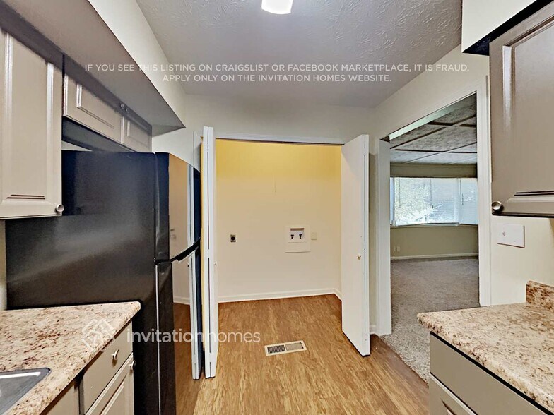 Building Photo - 2135 GA-85