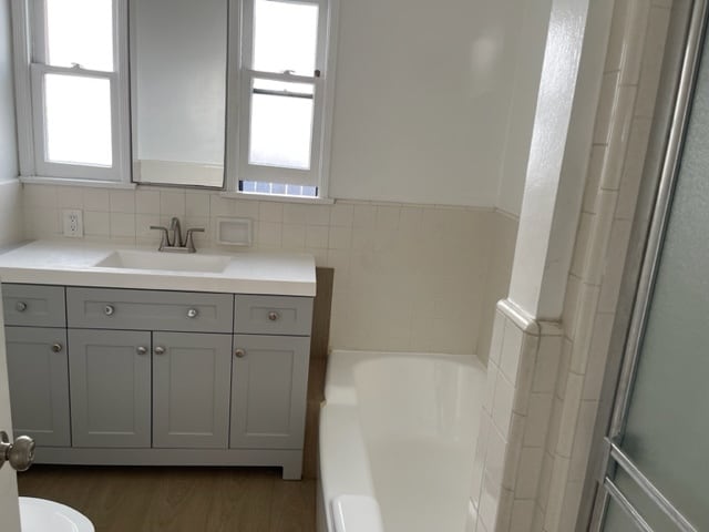 Hallway Full Bathroom with Tub and shower - 1120 Pacific St