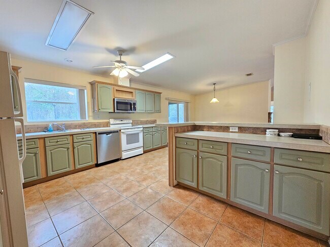 Building Photo - 307 Buckhorn Creek Rd