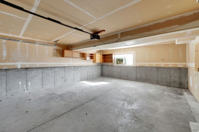 Building Photo - 6939 W 4065 S